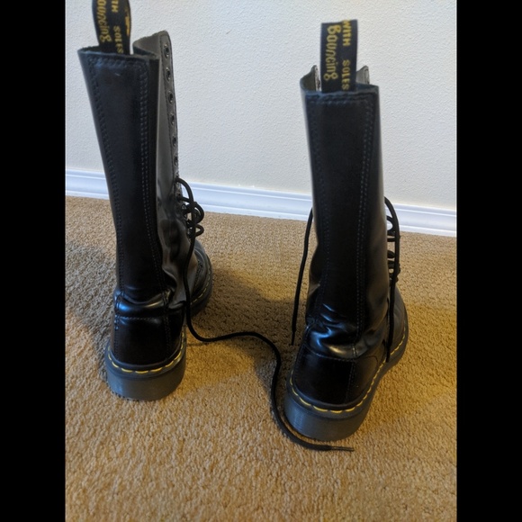 SOLD - Picture 3 of 4